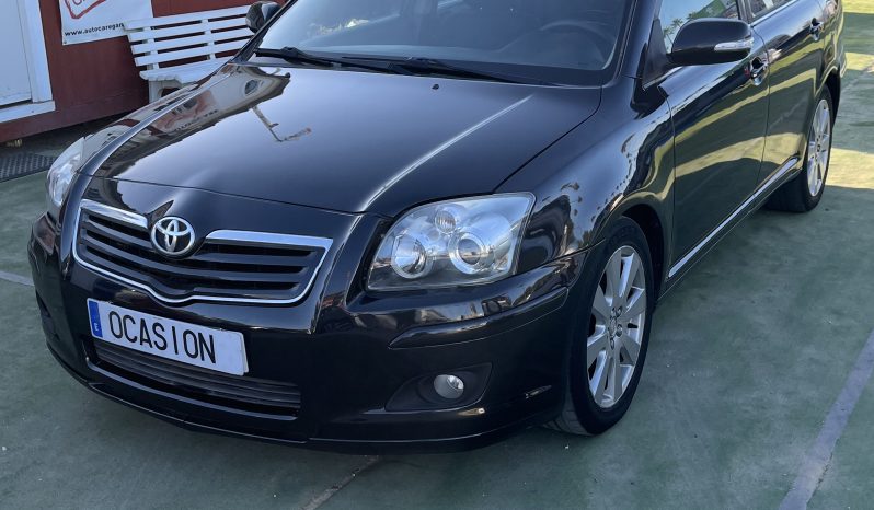 
								Toyota Avensi full									