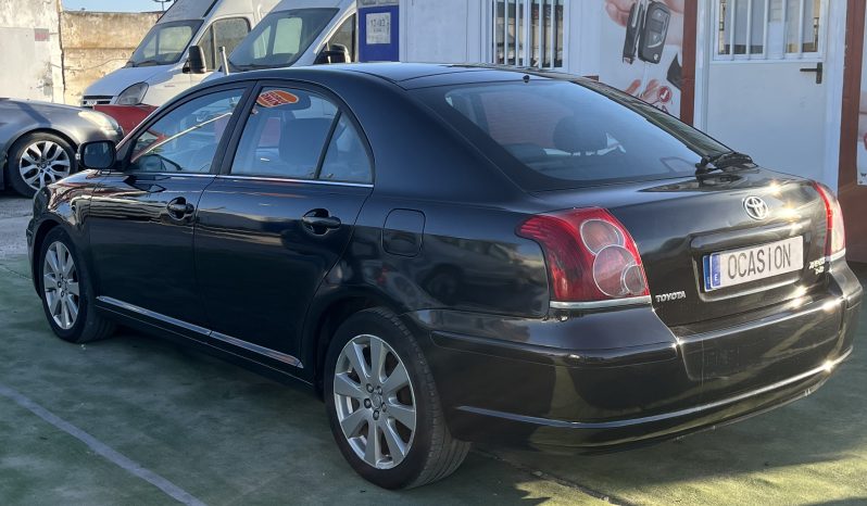 
								Toyota Avensi full									