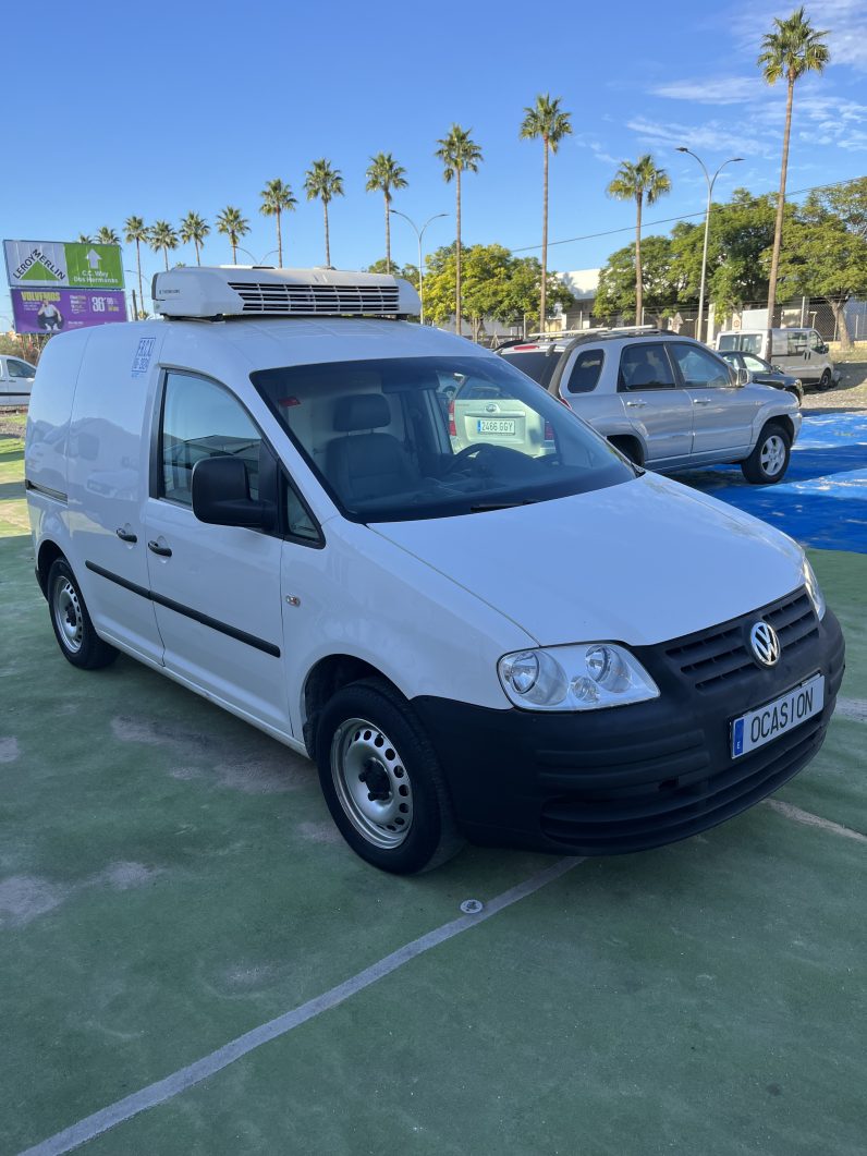
								Volkswagen Caddy Isotermo full									