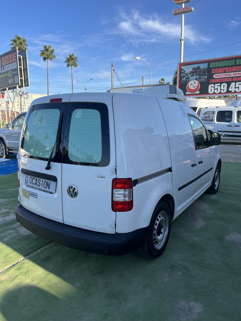 
								Volkswagen Caddy Isotermo full									