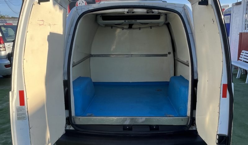 
								Volkswagen Caddy Isotermo full									