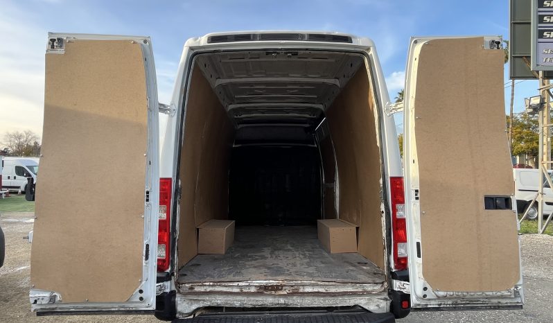 
								Iveco Daily full									