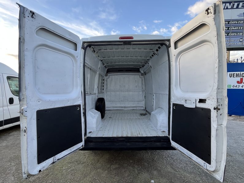 
								Peugeot Boxer full									