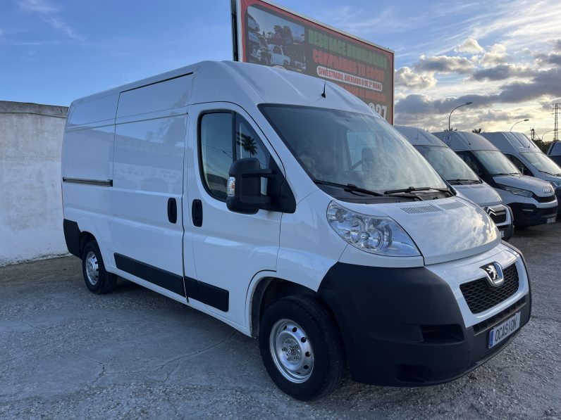 
								Peugeot Boxer full									