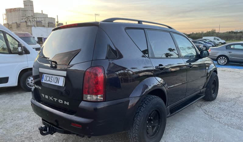 
								Ssangyong Rexton full									