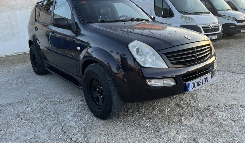 
								Ssangyong Rexton full									