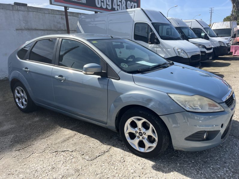 
								Ford Focus full									