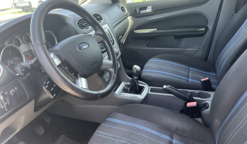 
								Ford Focus full									