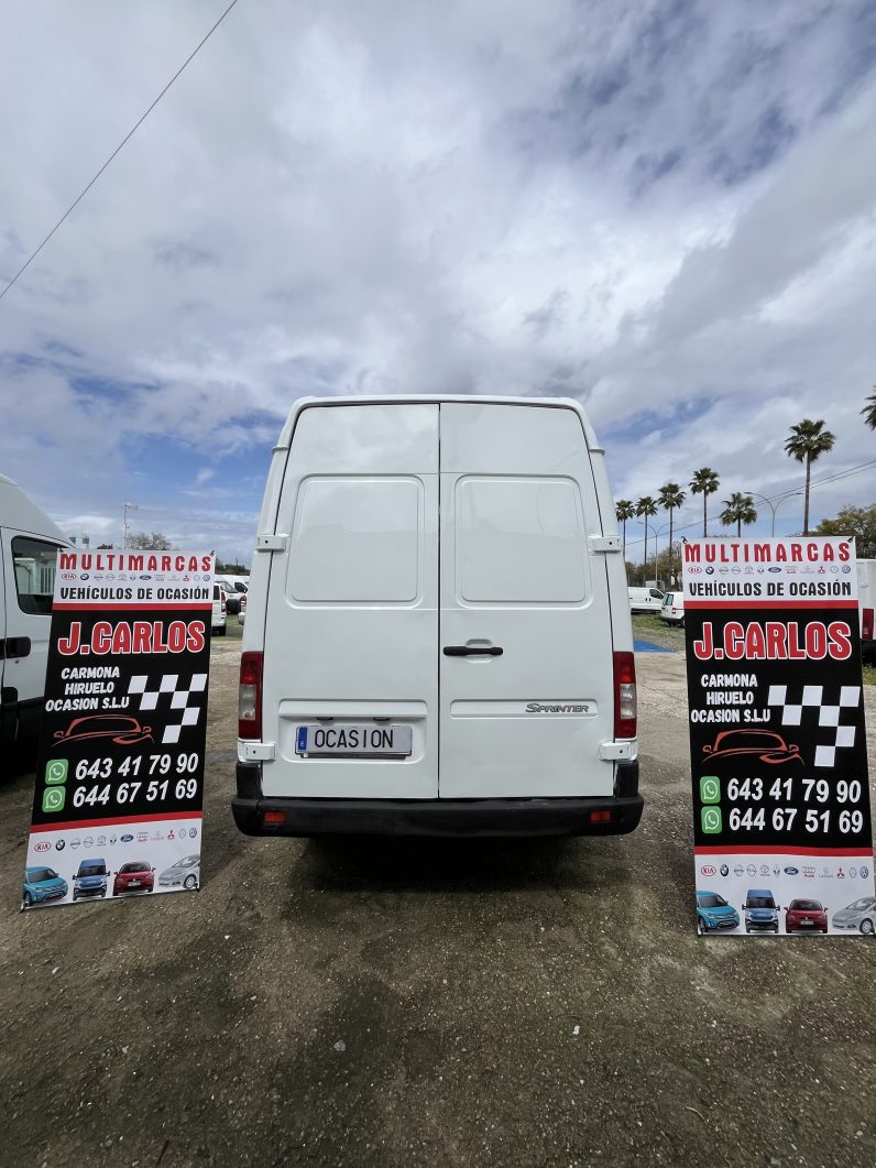 
								Mercedes Sprinter full									