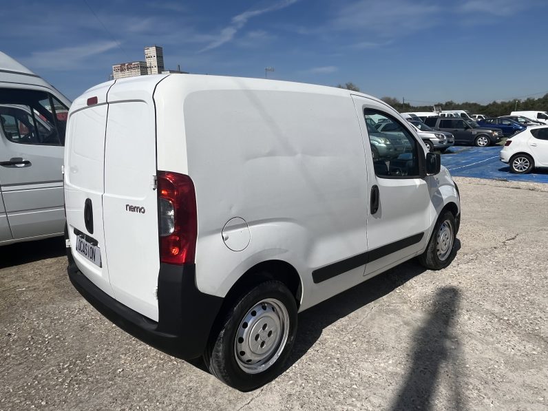 
								Citroen Nemo full									